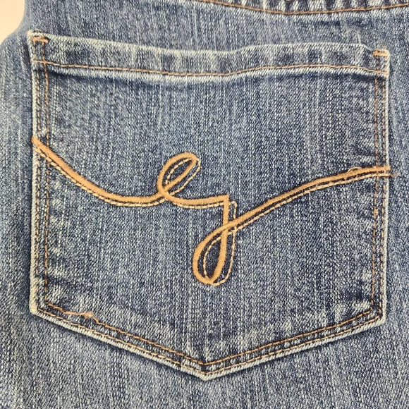 CJ Banks Jeans Women's 16W Blue Denim Moderately Curvy Fit Measures 37x28 - Picture 3 of 8